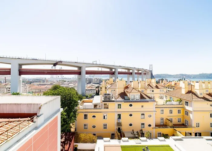 Lusiadas 53 5 D - Beautiful River View Апартаменты *